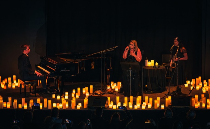 Candlelight Concerts: Tribute to Aretha Franklin and Other Jazz Greats