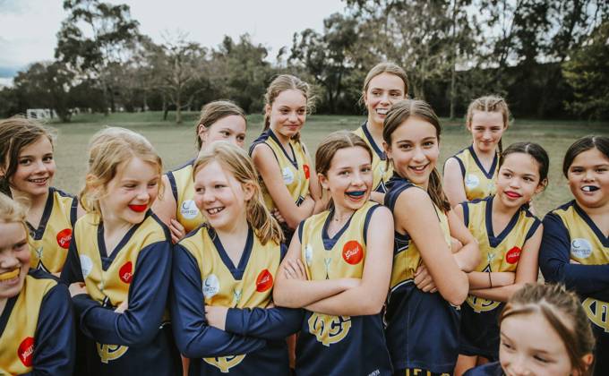 Glen Iris Gladiators Girls Team