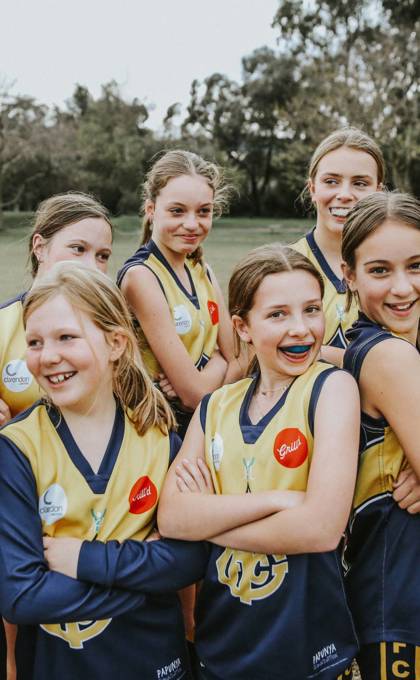 Glen Iris Gladiators Girls Team